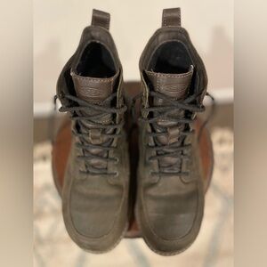 KEEN
Men's Waterproof Boot (Aluminum Toe)